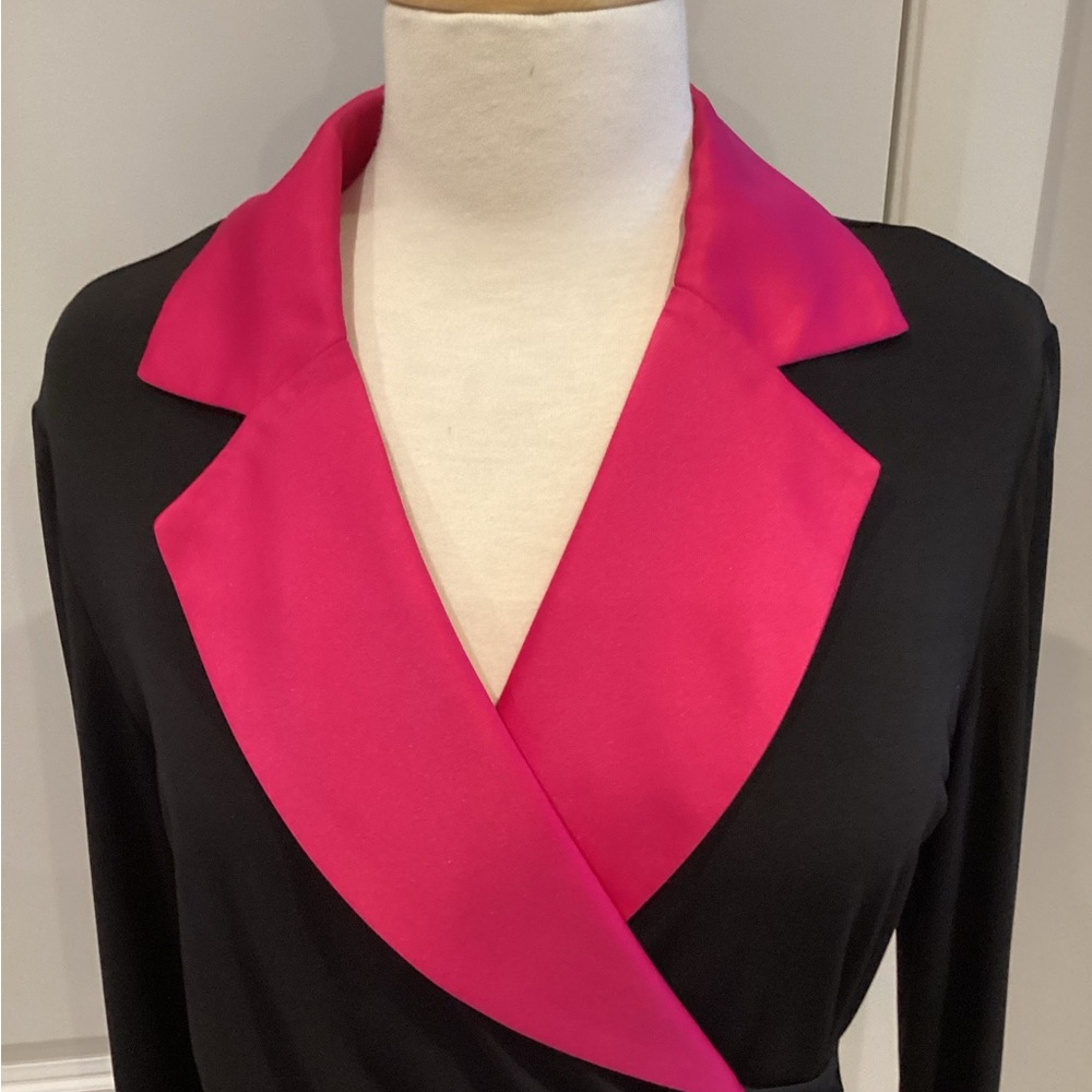 Chic Black and Pink Wrap Blouse with Notched Collar - Picture 3 of 5